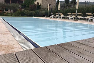 copertura-piscina-tapparella.jpg