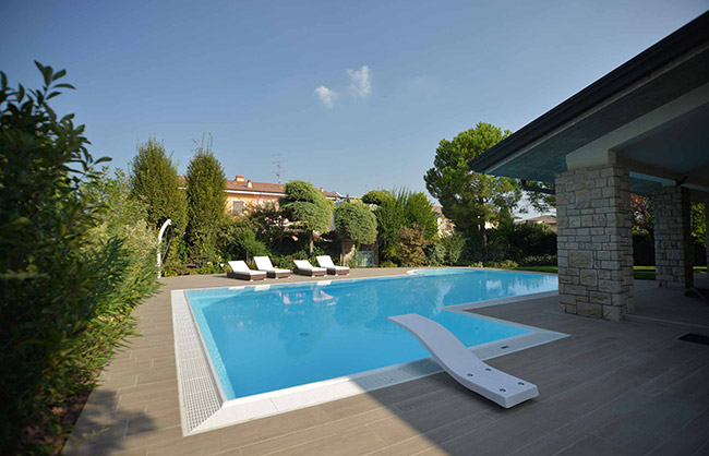 piscina-lago-di-garda3